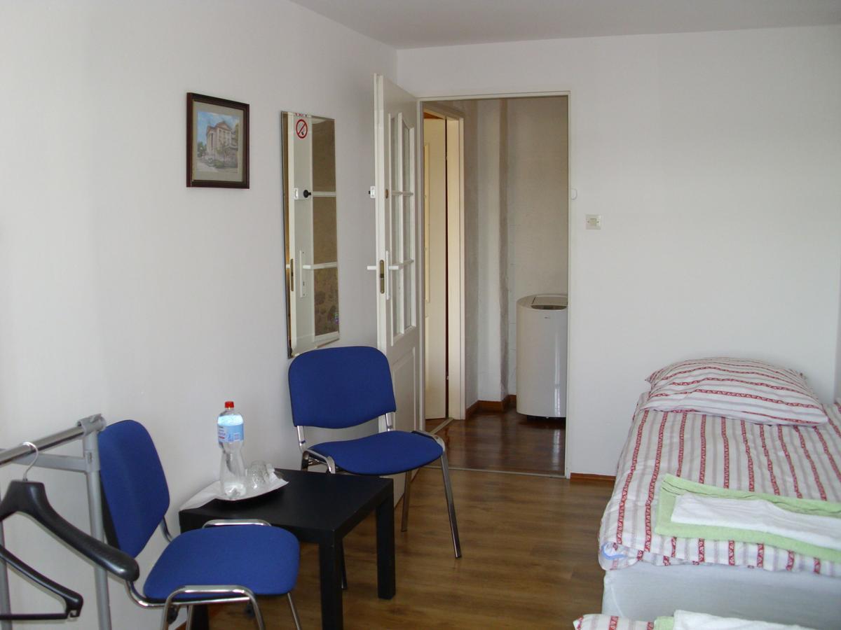 Pokoje Goscinne Irene Posen Exterior foto